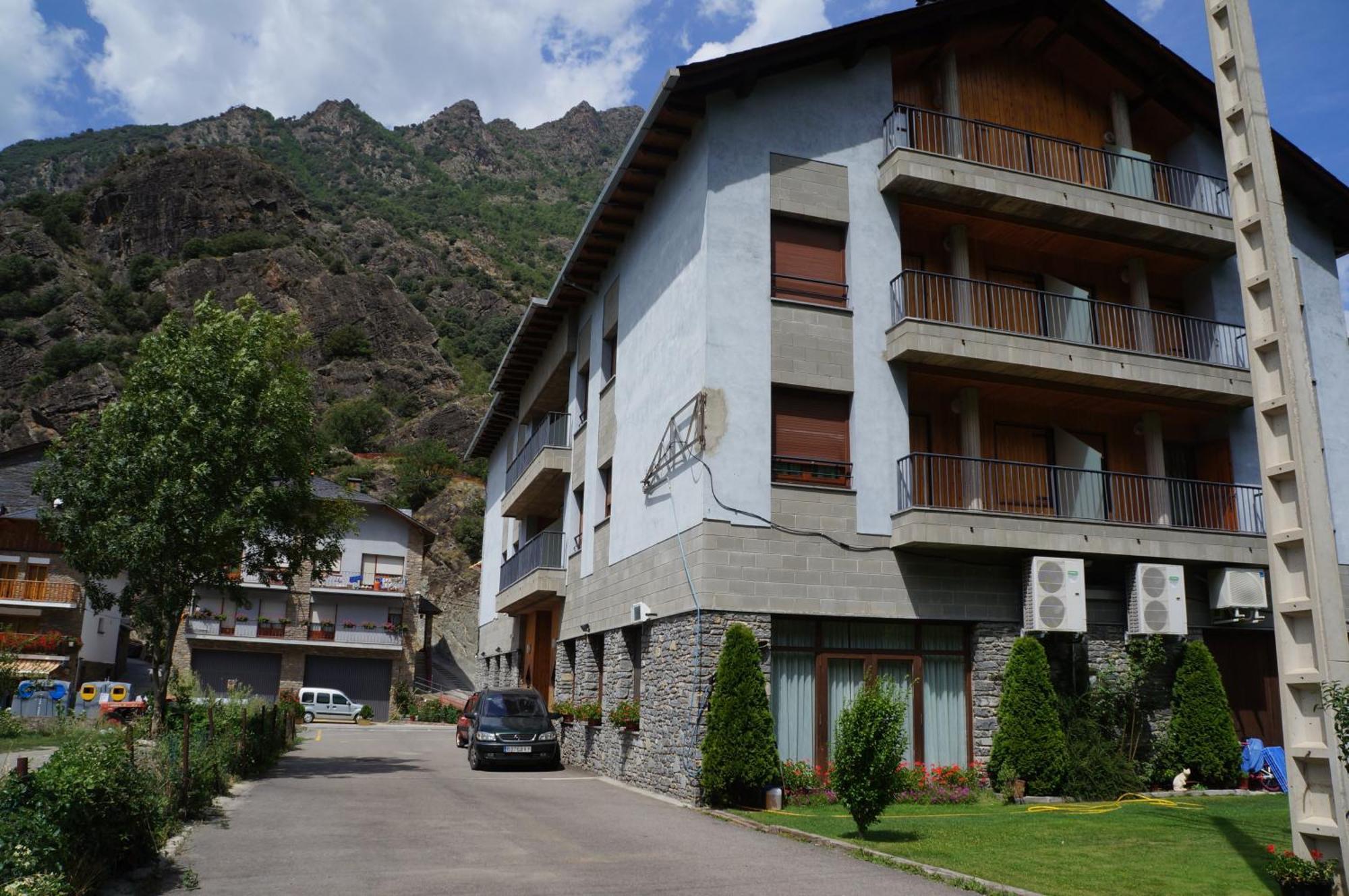 Hotel Puitavaca Ribera de Cardós Εξωτερικό φωτογραφία
